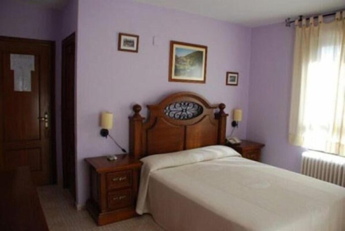 Imagen de la habitación del Hotel El Puente, Pinofranqueado. Foto 12