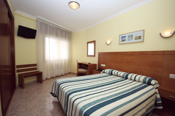 Imagen de la habitación del Hotel El Puente, Sanxenxo. Foto 3