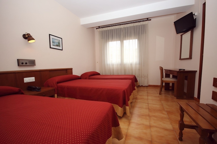 Imagen de la habitación del Hotel El Puente, Sanxenxo. Foto 8