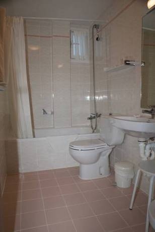 Imagen general del Hotel El Puerto, Mundaka. Foto 12