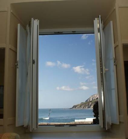 Imagen general del Hotel El Puerto, Mundaka. Foto 13