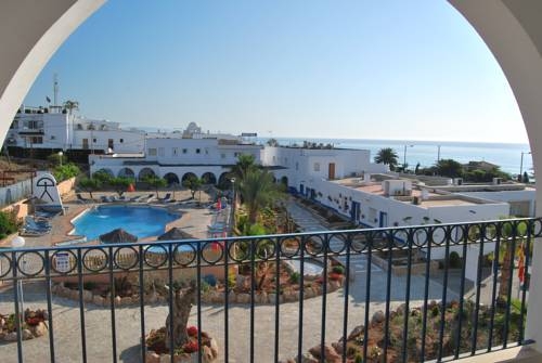 Imagen general del Hotel El Puntazo I. Foto 6