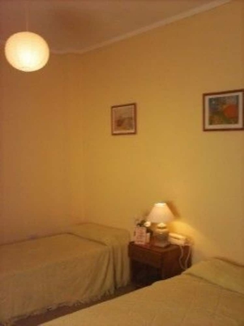 Imagen de la habitación del Hotel El Quijote. Foto 3