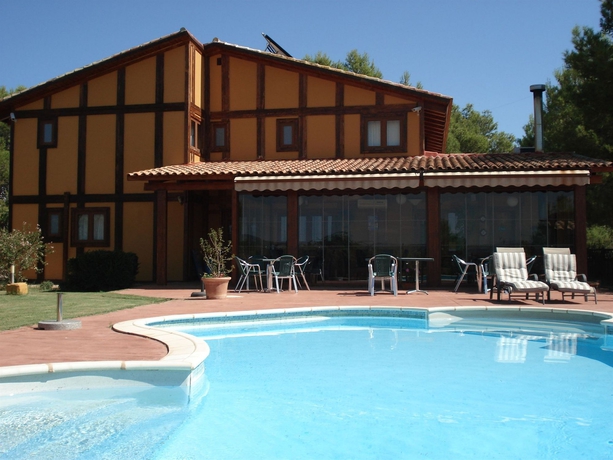 Imagen de la piscina del Hotel El Racó De La Pintora - Adults Only. Foto 16