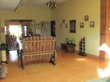 Imagen de los interiores del Hotel El Raizon. Foto 12