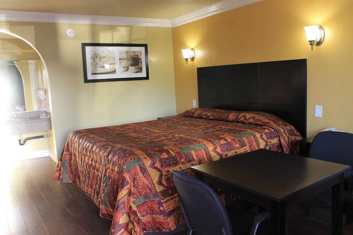 Imagen de la habitación del Hotel El Rancho Inn Hawthorne. Foto 4