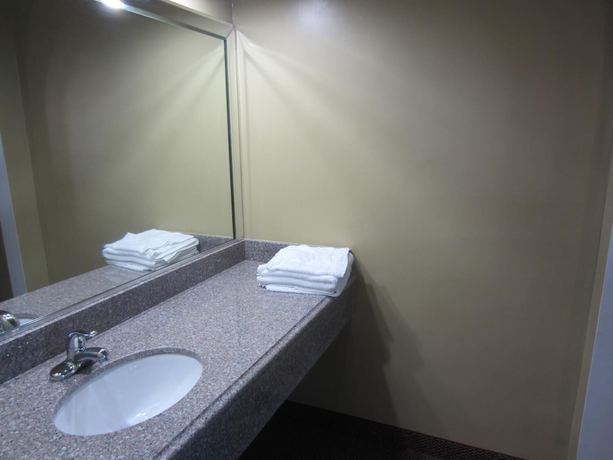 Imagen de la habitación del Hotel El Rancho Inn Hawthorne. Foto 6
