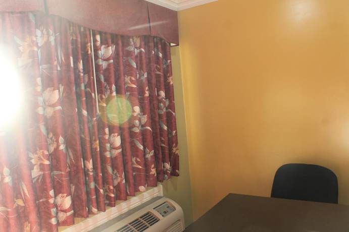 Imagen de la habitación del Hotel El Rancho Inn Hawthorne. Foto 10