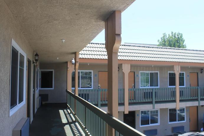 Imagen de la habitación del Hotel El Rancho Inn Hawthorne. Foto 14