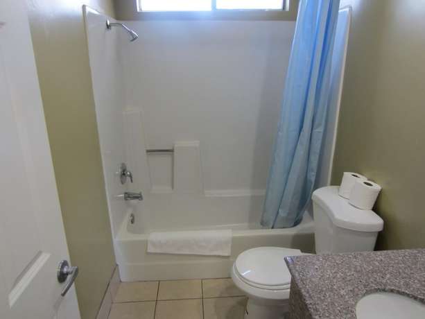 Imagen de la habitación del Hotel El Rancho Inn Hawthorne. Foto 18