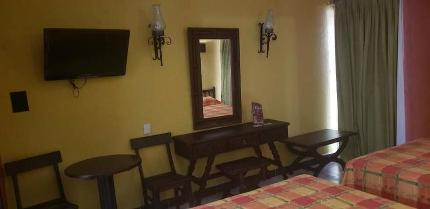 Imagen de la habitación del Hotel El Rancho, Tuxtepec. Foto 12