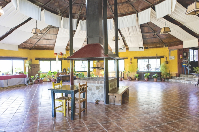 Imagen de los interiores del Hotel El Refugio De Alamut. Foto 11