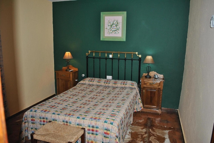 Imagen de la habitación del Hotel El Refugio De Juanar. Foto 11