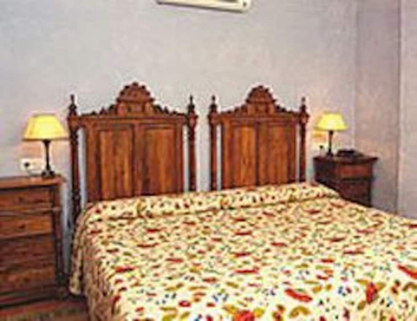 Imagen de la habitación del Hotel El Refugio De Juanar. Foto 12