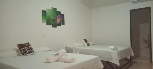 Imagen de la habitación del Hotel El Refugio Doradal. Foto 18