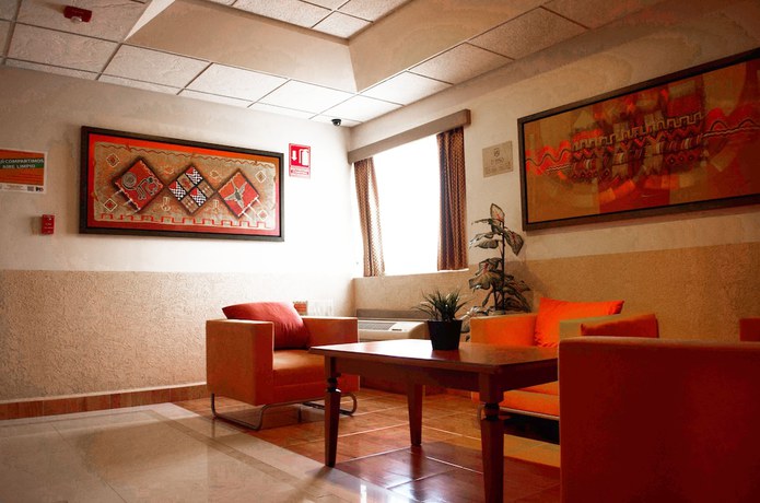 Imagen de los interiores del Hotel El Regio. Foto 18