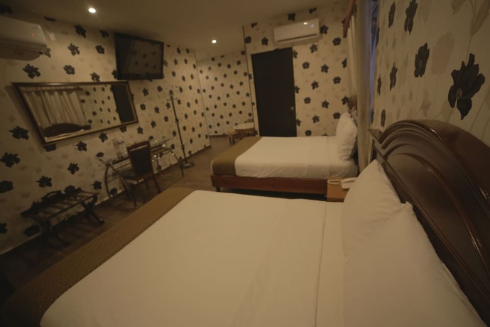 Imagen de la habitación del Hotel El Regio. Foto 10