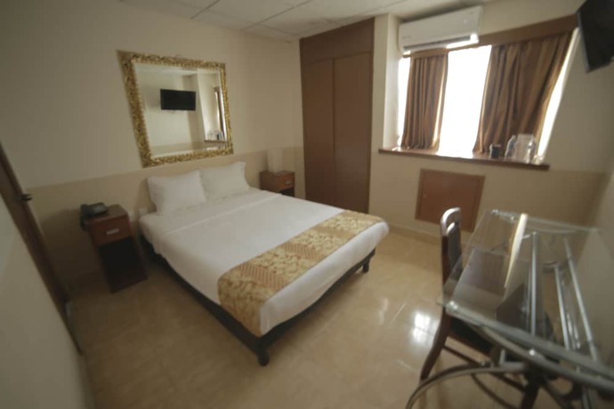 Imagen de la habitación del Hotel El Regio. Foto 11