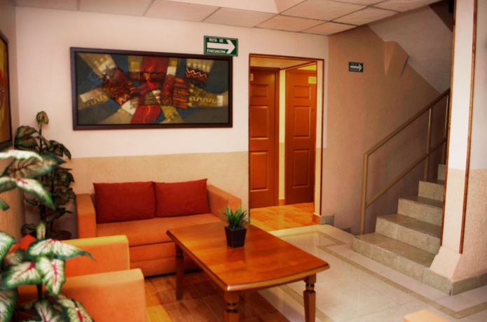Imagen de los interiores del Hotel El Regio. Foto 20
