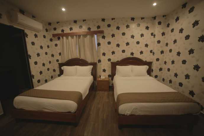 Imagen de la habitación del Hotel El Regio. Foto 16