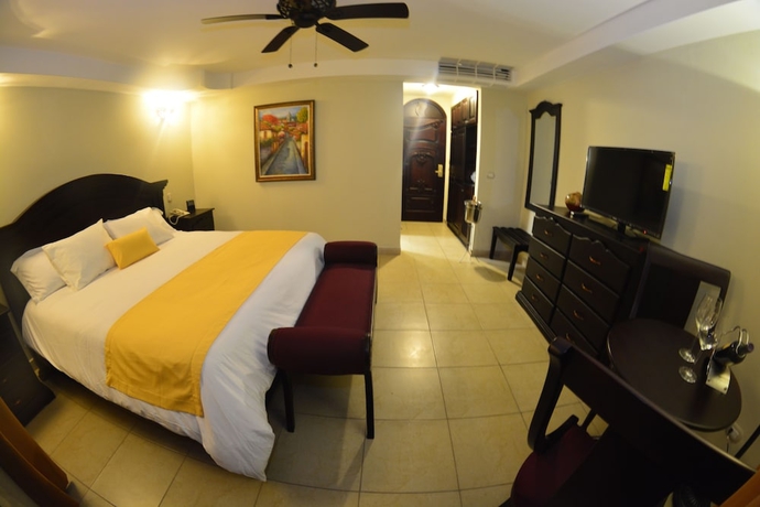 Imagen de la habitación del Hotel El Reith Lake Granada Nicaragua. Foto 9