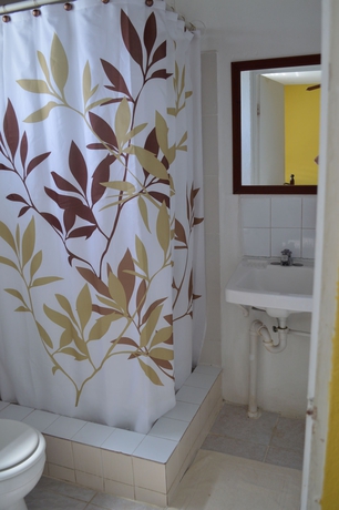 Imagen de la habitación del Hotel El Rey. Foto 3