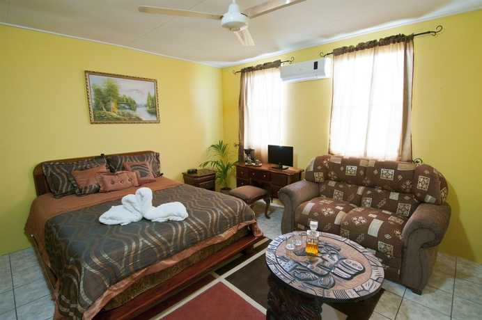 Imagen de la habitación del Hotel El Rey. Foto 6