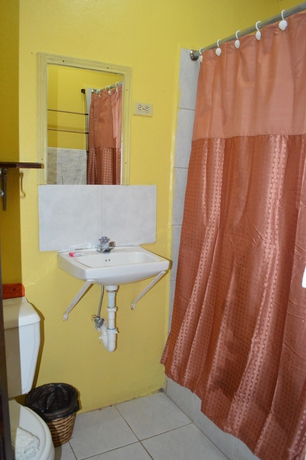 Imagen de la habitación del Hotel El Rey. Foto 7