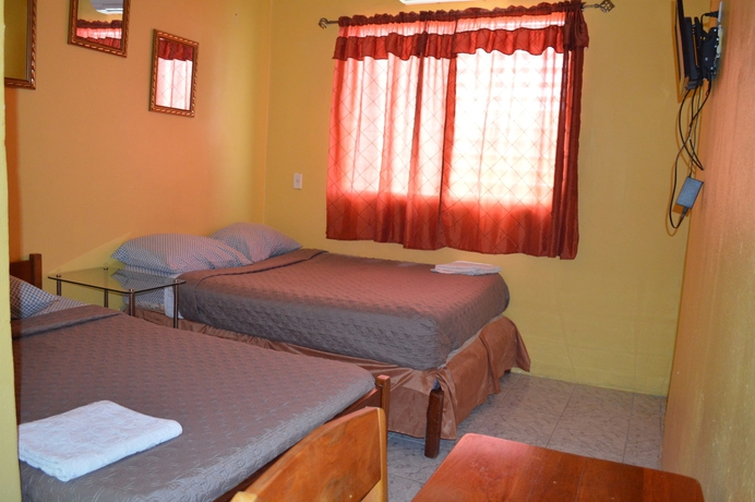 Imagen de la habitación del Hotel El Rey. Foto 9