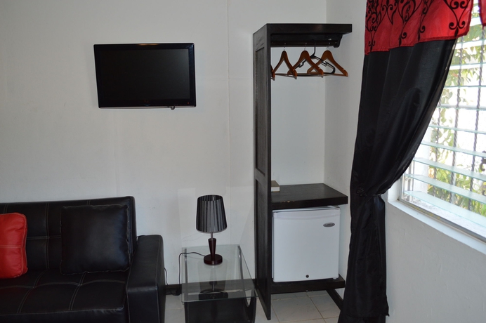 Imagen de la habitación del Hotel El Rey. Foto 12