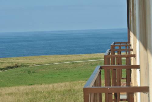 Imagen de la habitación del Hotel El Ribero De Langre. Foto 3