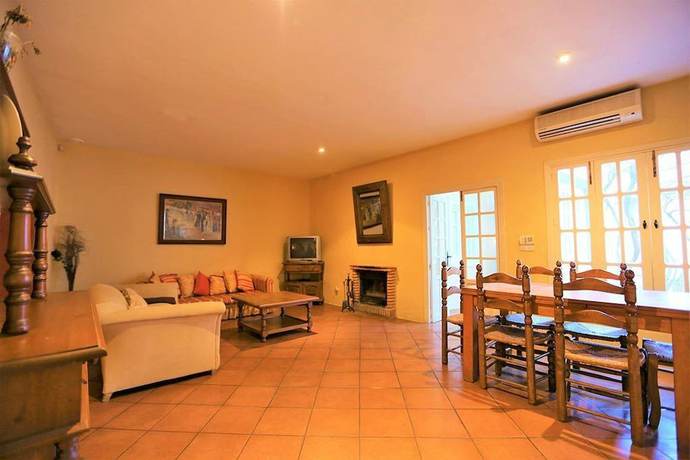 Imagen de la habitación del Hotel El Rinc&oacute;n de San Benito. Foto 3