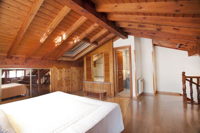 Imagen de la habitación del Hotel El Rincon De Bustio. Foto 2