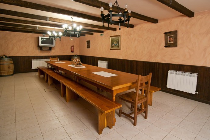 Imagen del bar/restaurante del Hotel El Rincon de Baroja. Foto 2