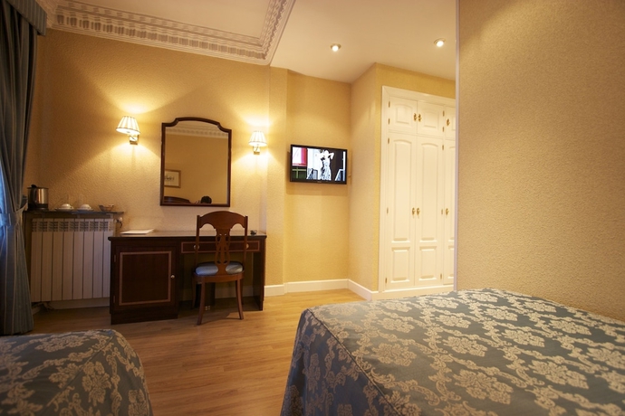 Imagen de la habitación del Hotel El Rincon de Gran Via. Foto 9