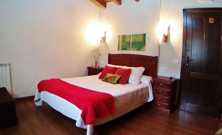 Imagen de la habitación del Hotel El Rincon de Yaxu. Foto 13