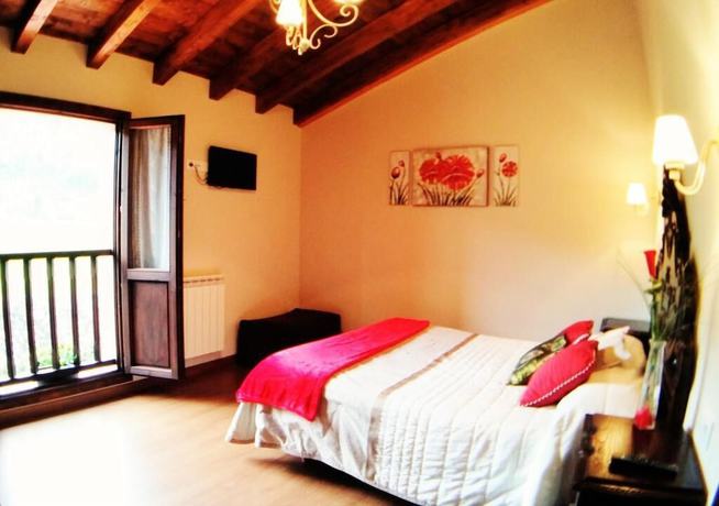 Imagen de la habitación del Hotel El Rincon de Yaxu. Foto 14