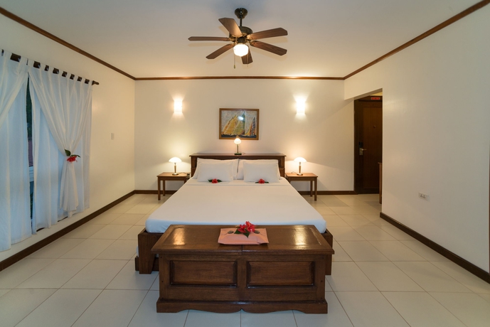 Imagen de la habitación del Hotel El Rio Y Mar Resort. Foto 8