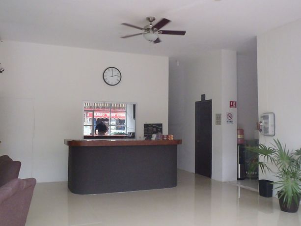 Imagen general del Hotel El Roble. Foto 1