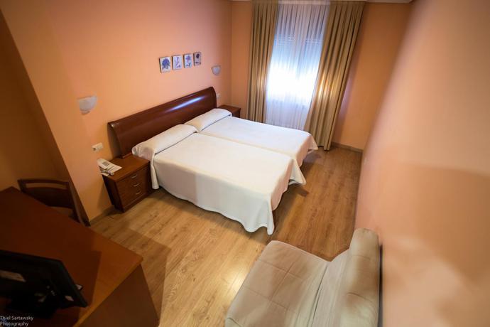 Imagen general del Hotel El Roble. Foto 10