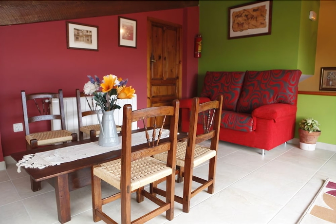 Imagen de los interiores del Hotel El Rullo. Foto 19