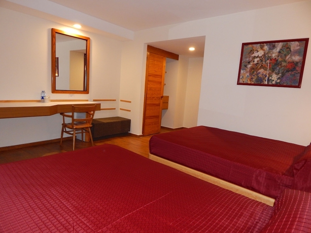 Imagen de la habitación del Hotel El Salvador. Foto 6