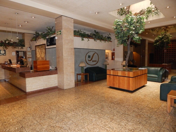 Imagen de los interiores del Hotel El Salvador. Foto 11