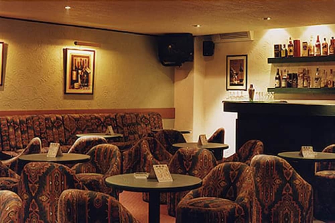 Imagen del bar/restaurante del Hotel El Salvador. Foto 3