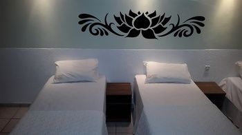 Imagen de la habitación del Hotel El Salvador, Lago Sul. Foto 3