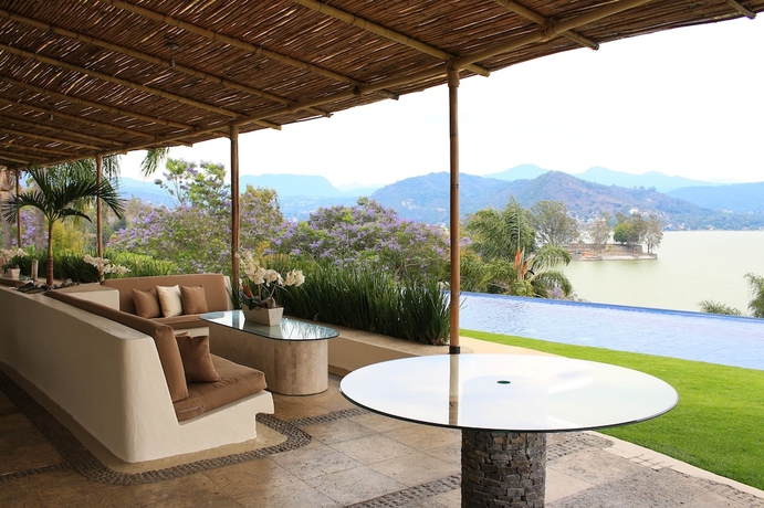 Imagen del bar/restaurante del Hotel El Santuario Resort and Spa. Foto 2