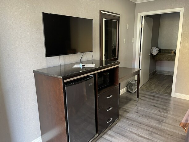 Imagen de la habitación del Hotel El Segundo Inn. Foto 15