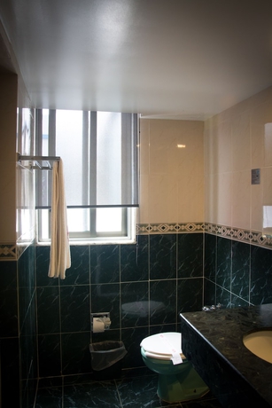 Imagen de la habitación del Hotel El Senador. Foto 18