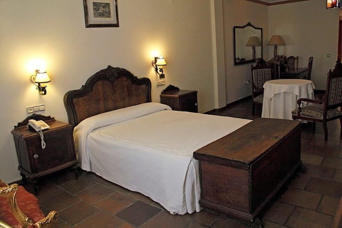 Imagen general del Hotel El Seto. Foto 1