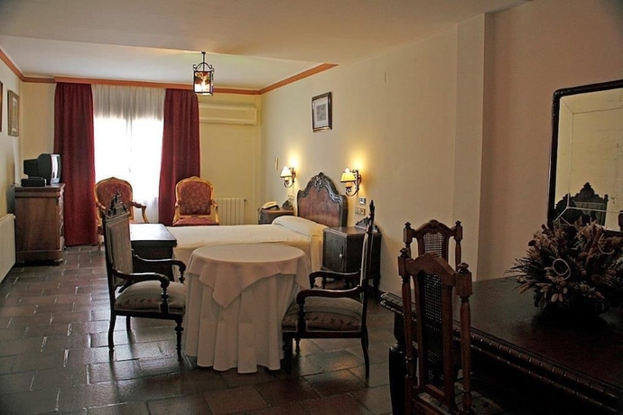 Imagen del bar/restaurante del Hotel El Seto. Foto 3